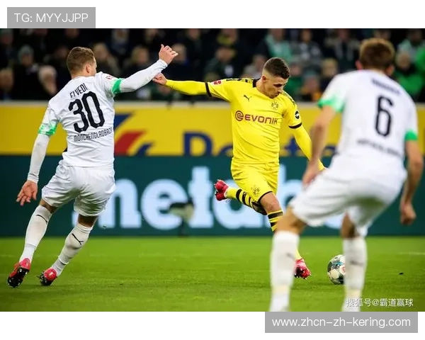 德甲多特边路组合犀利,比赛迅速倾向主队